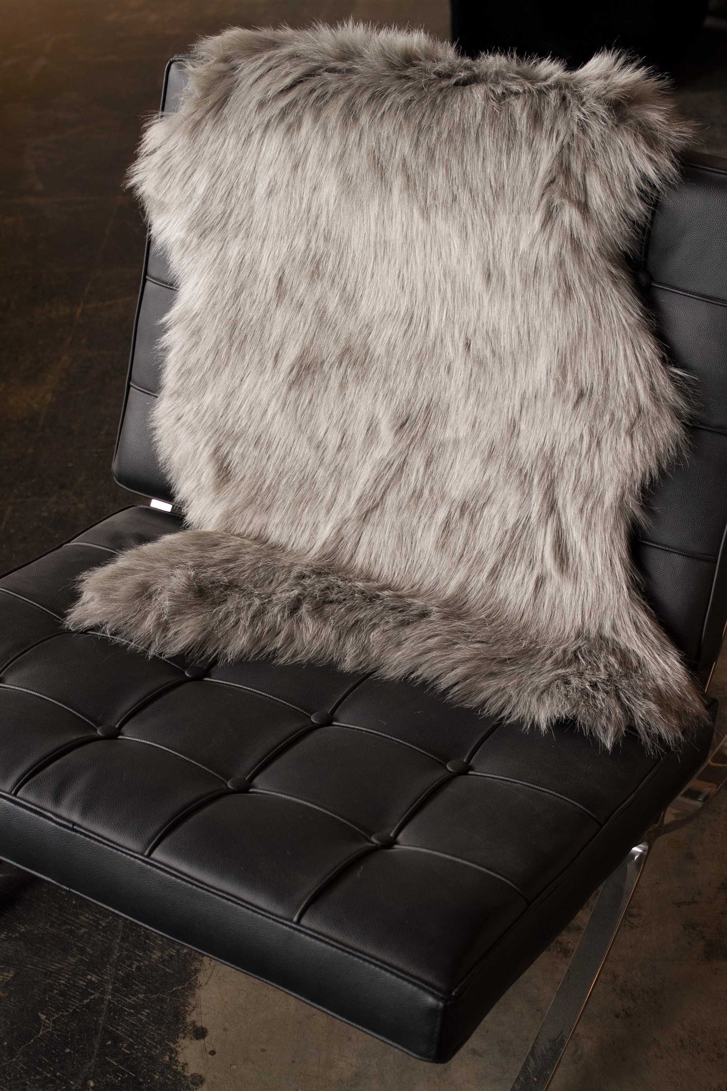 2' X 3' Gray Faux Sheepskin Animal Print Shag Sheepskin Area Rug